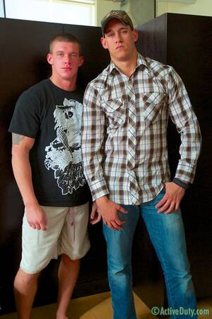 Hunter Active Duty Porn - Tanner Gets Nailed By Hunter's Massive & Thick Dick - Rough Straight Men